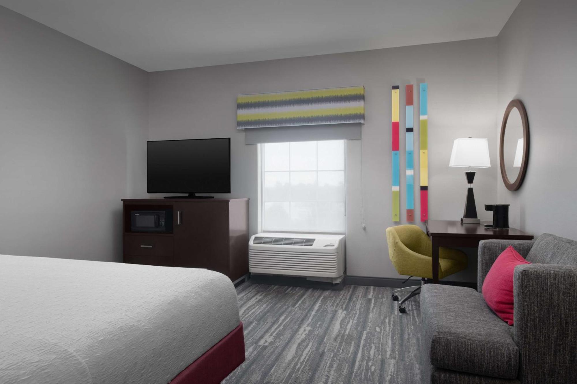 Hampton Inn Стейтсборо Экстерьер фото